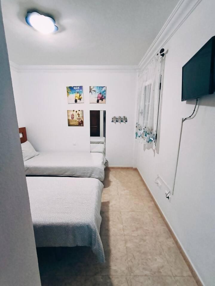 Famara Surf Wifi公寓 外观 照片
